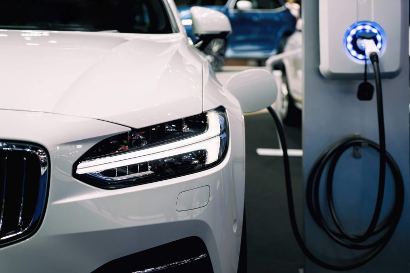 Lowering emissions targets is hurting the European electric vehicle industry: T&E