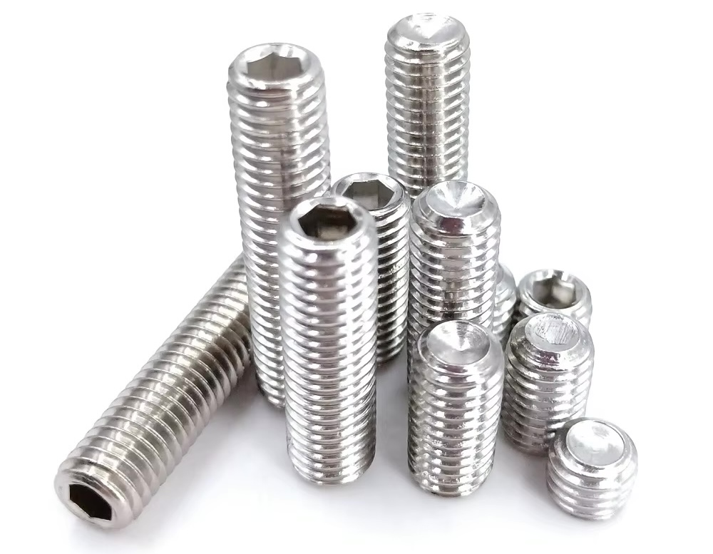 EU imposes duties on advertising of Chinese screws, sports shoes