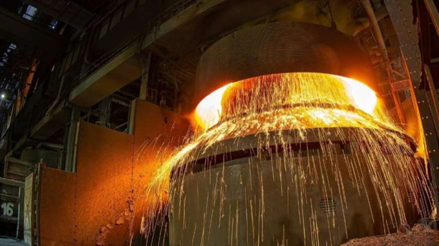 "Метінвест" скоротив виплавку сталі на 10% через наслідки війни