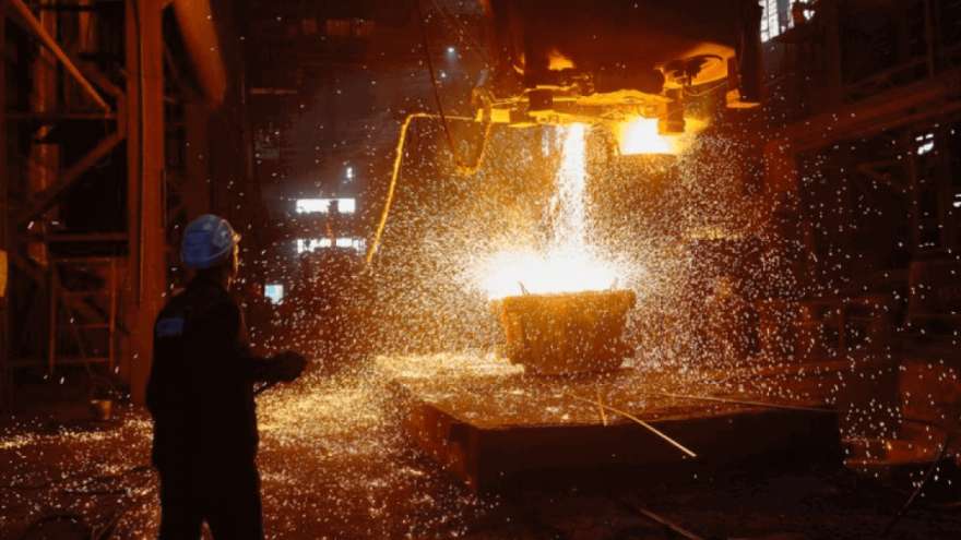 Global steel production fell by 5.9% in October%