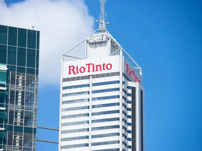 Горнодобывающие гиганты не смогли договориться о миллиардной сделке