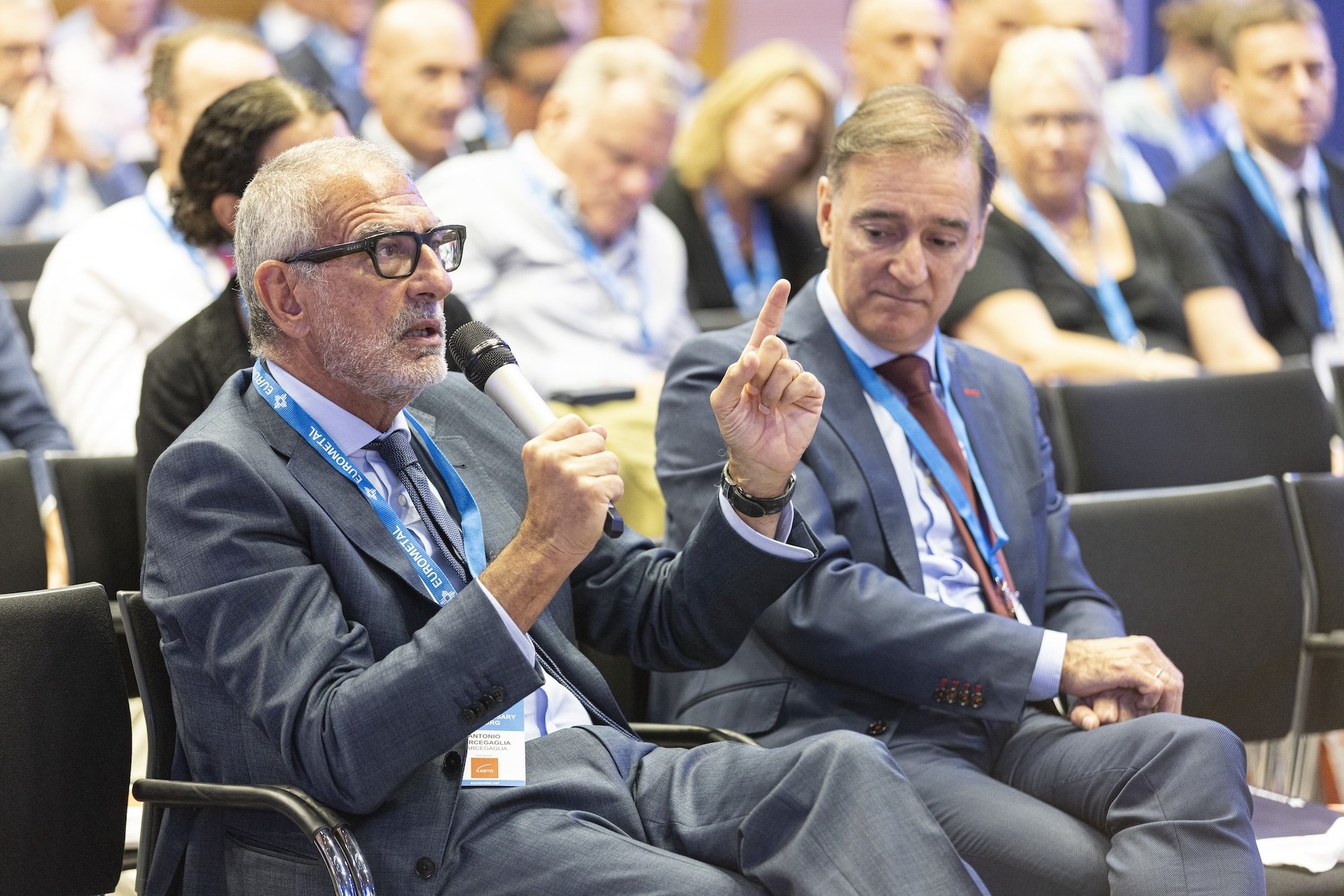 Марчегалья подписывает соглашение с французским сталелитейным заводом о сокращении выбросов