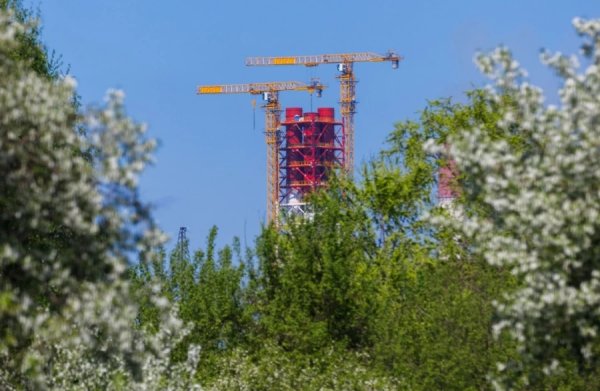 EVRAZ ZSMK has completed the Eiffel Tower of a new sulfur and gas purification complex in Kuzbass