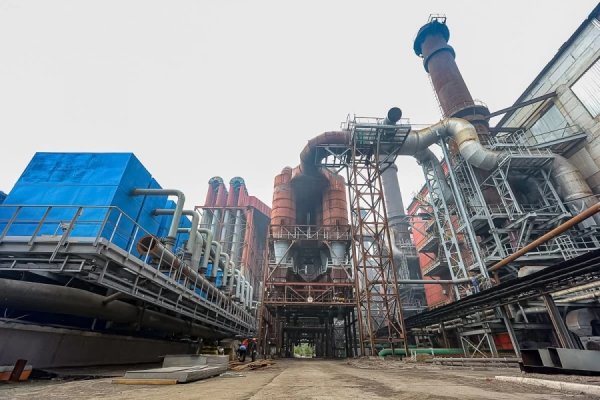 Челябинский электрометаллургический комбинат переводит весь административный персонал на четырехдневную рабочую неделю