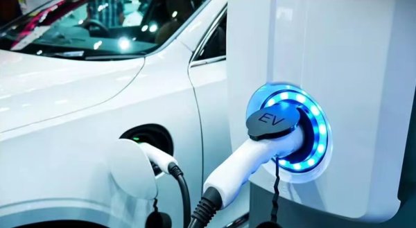 Norway proposes to expand the tax on electric vehicles to include mass-produced Tesla models.