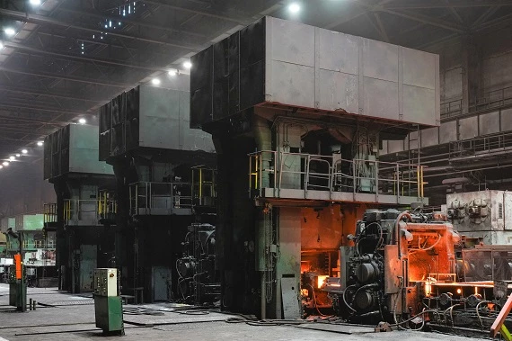 Oskolsky EMC overhauled a kilometer-long production line