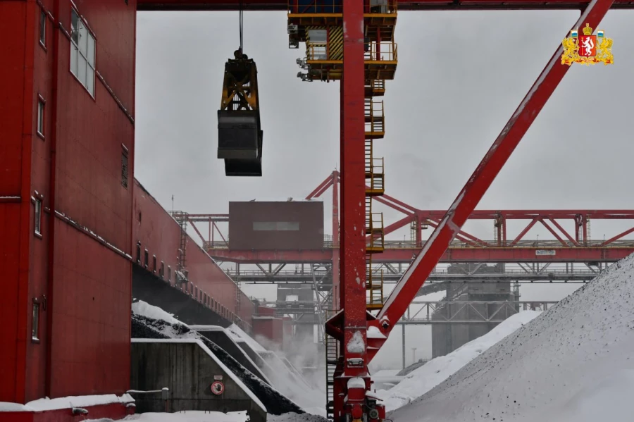 "Евраз НТМК" запустил в работу новый грейферный перегружатель за 635 миллионов рублей